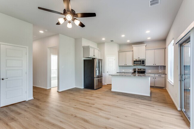 Foto del edificio - Canopy Homes at Woodcreek