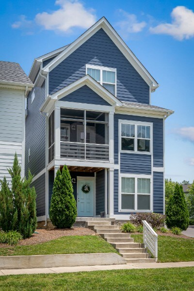 Photo - 738 Bellevue Rd House