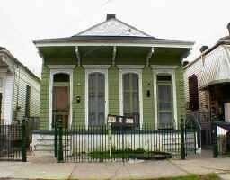 Building Photo - 2842 Baronne St