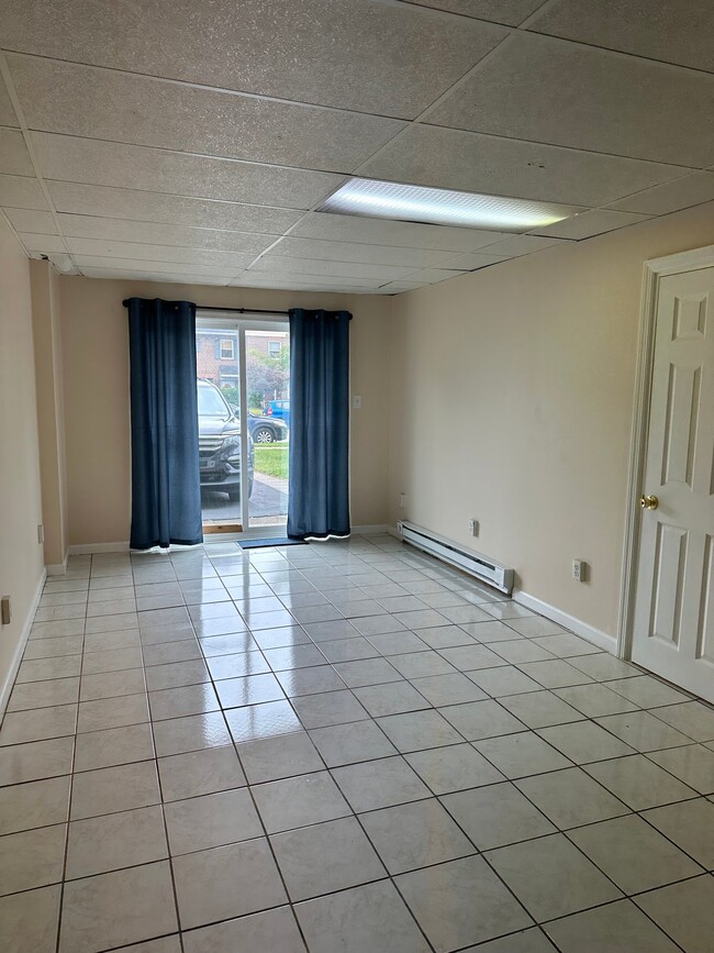 Photo - 145 Sutcliffe Ln (Conshohocken, PA) Townhome