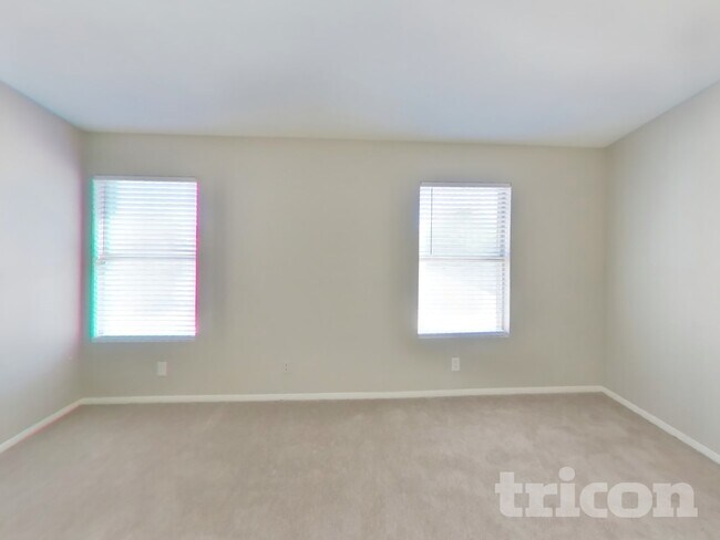 Building Photo - 697 Senator Ct