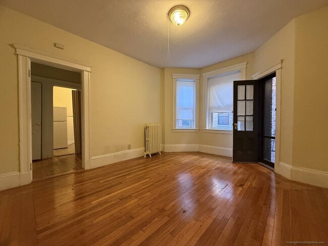 Building Photo - 15 Royce Rd