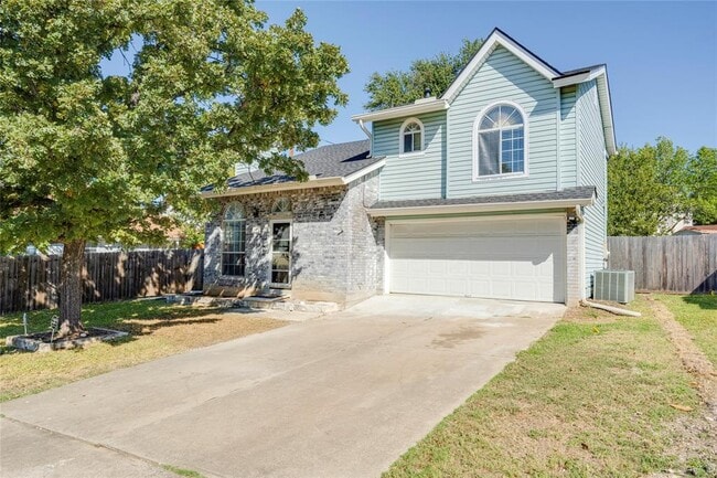 Building Photo - 1917 Windy Park Dr