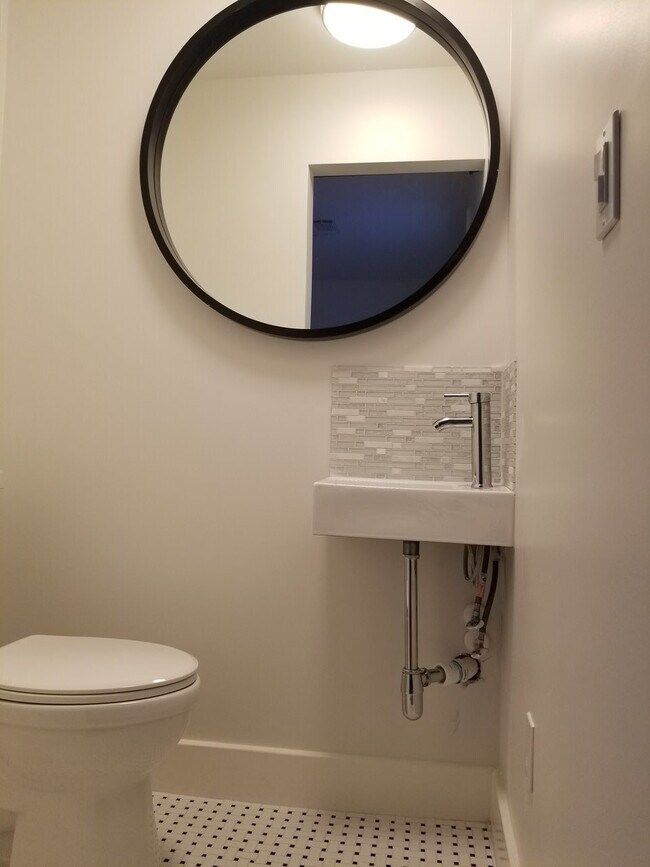 Foto del edificio - 304 E 33rd St