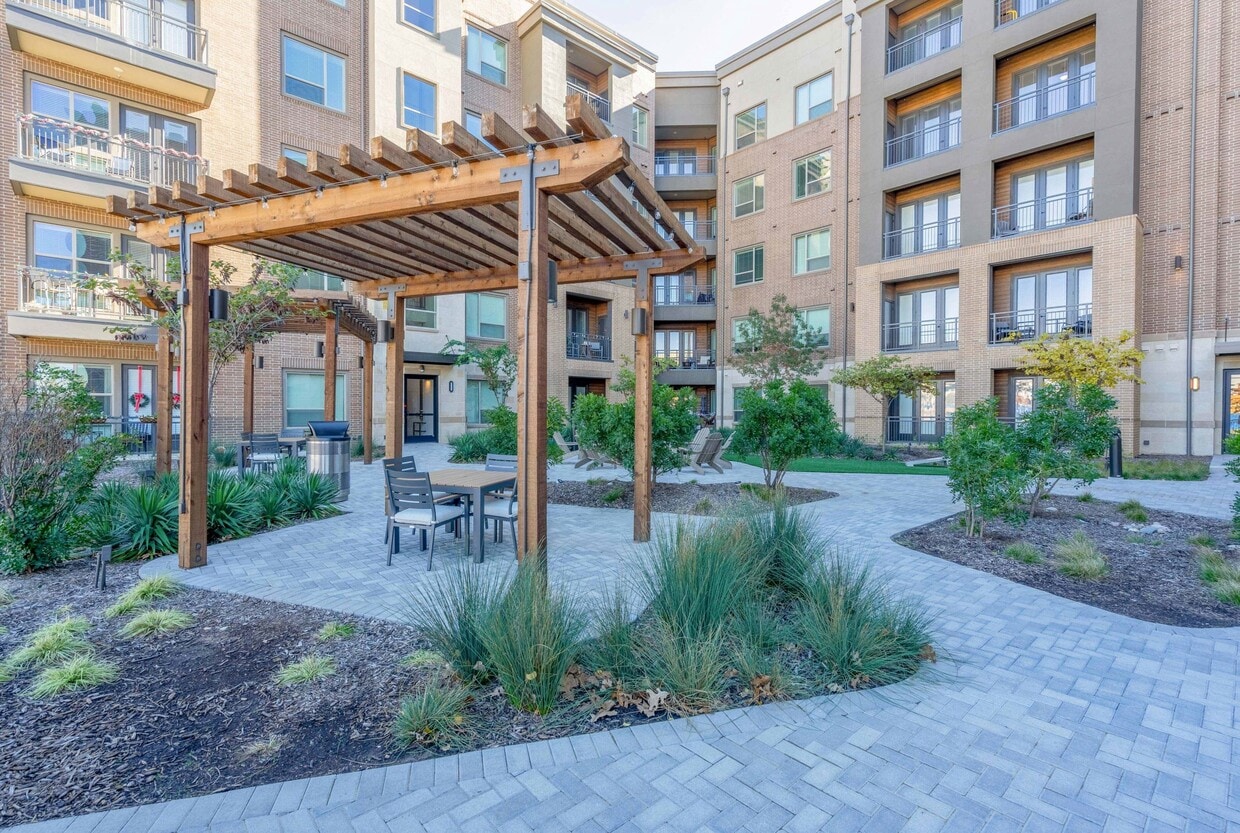 Cadence at Frisco Station - 4160 Gridiron Rd Frisco, TX