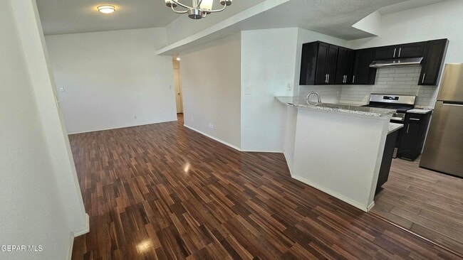 Building Photo - 12372 Tierra Canada Dr