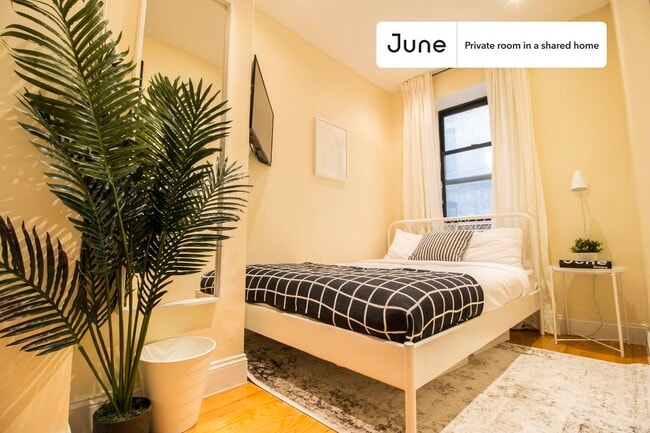 Private bedroom in 5 bed/2 bath Home - Private bedroom in 5 bed/2 bath Home
