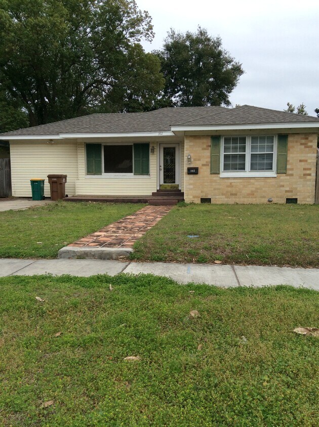 362 Porter Ave, Biloxi, MS 39530 House Rental in Biloxi, MS
