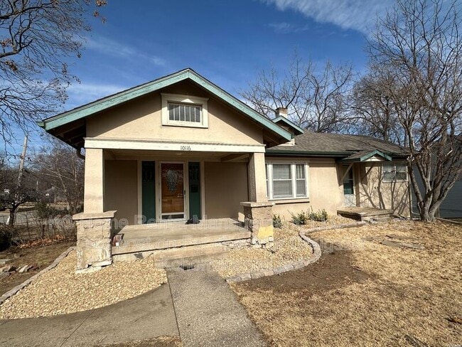 Building Photo - 10116 Johnson Dr