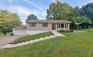 Building Photo - 1218 Hoff Rd