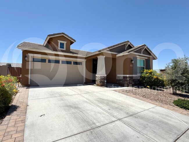 Building Photo - 2207 E Citadel Dr