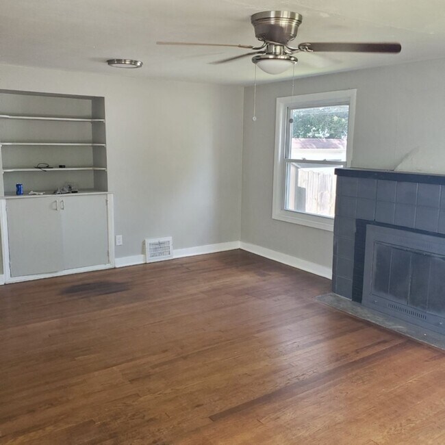 Foto del edificio - 3BDRM HOUSE FOR RENT