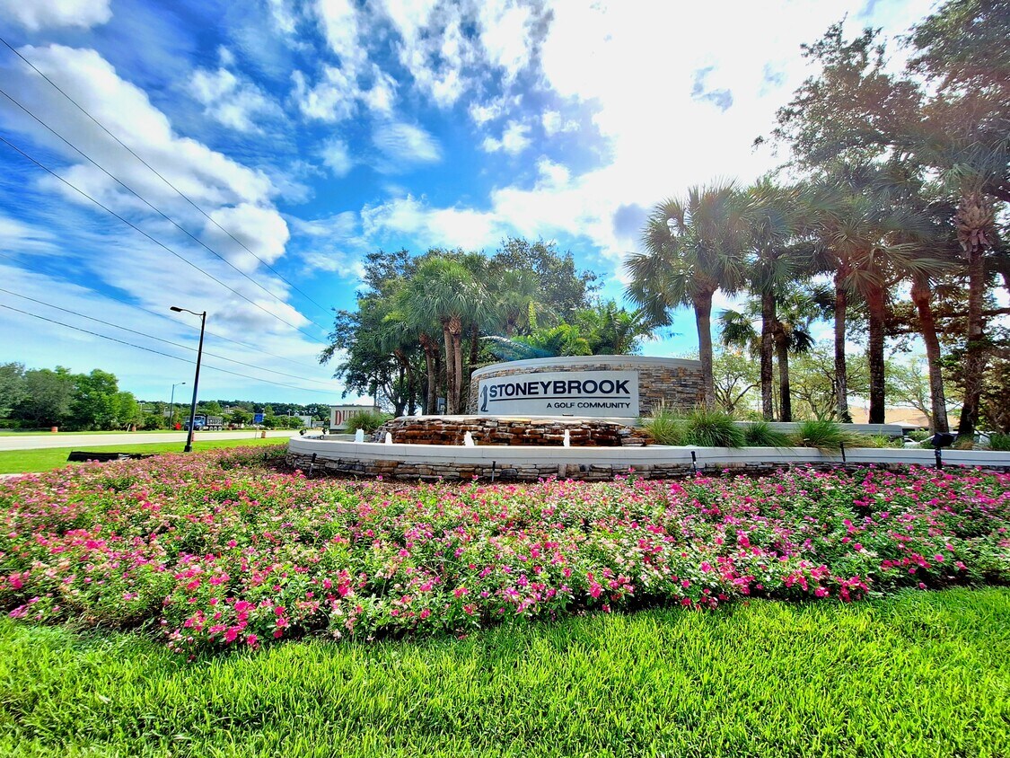 Main entrance - 21301 Lancaster Run
