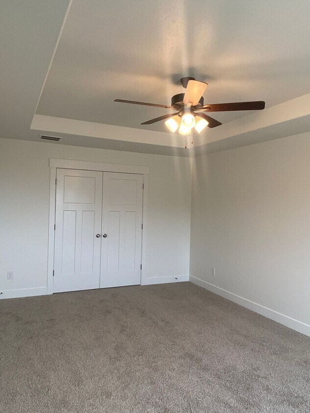 Foto principal - 1307 W Quailhill Rd
