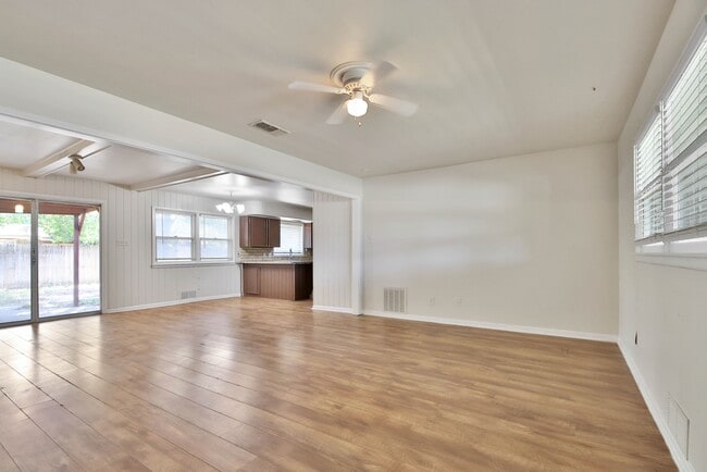 Building Photo - 3607 45th St