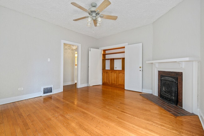 Building Photo - 117 N West St