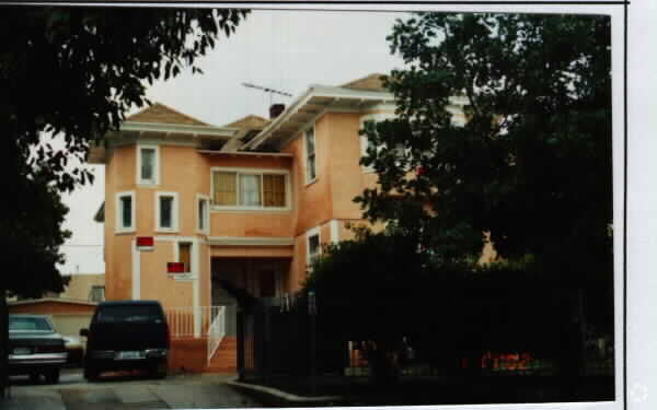 Primary Photo - 1856-1858 W 11th St