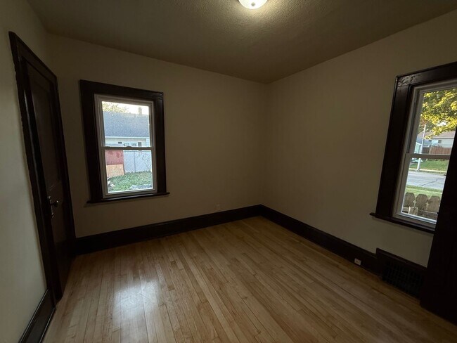 Foto del edificio - 1005-1007 South 58th Street