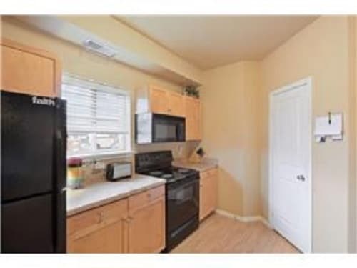 Cocina3 - 13570 Technology Dr