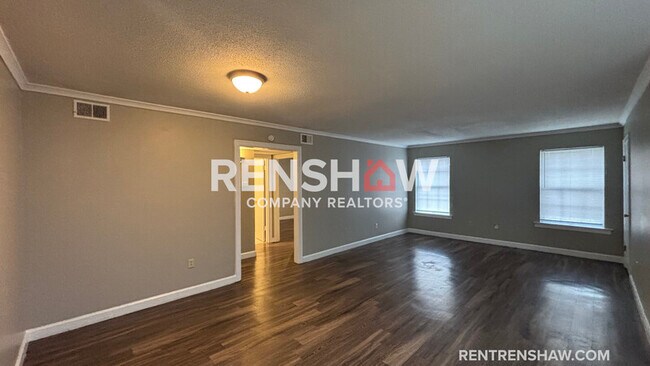 Foto del edificio - 3212 13 Colony Mall