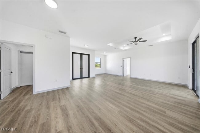 Building Photo - 1024 Halby Ave S