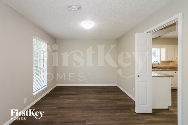 Building Photo - 10530 Jaycreek Dr