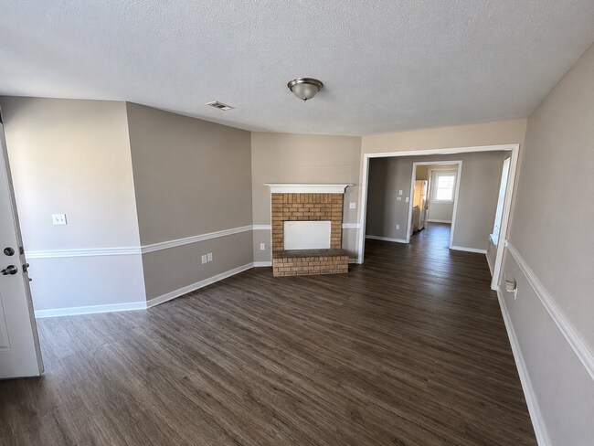 Foto del edificio - 2071 Cooperwell Dr