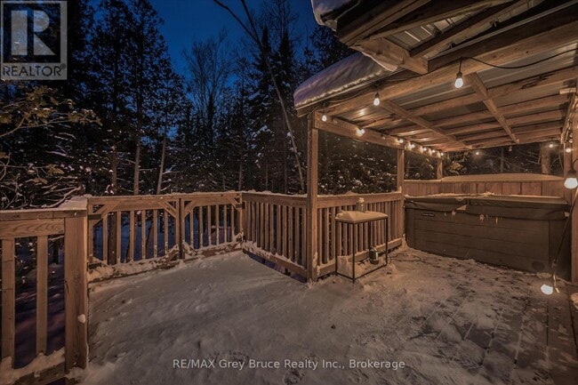 Photo du bâtiment - 102 Chin Rd