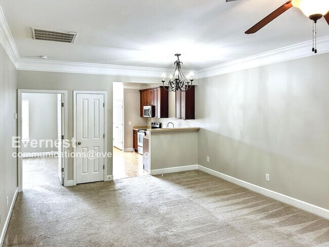 Foto del edificio - 9109 Otter Ln