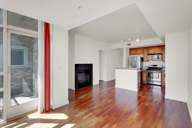 Building Photo - Live Your Best Life In this Charming One B...