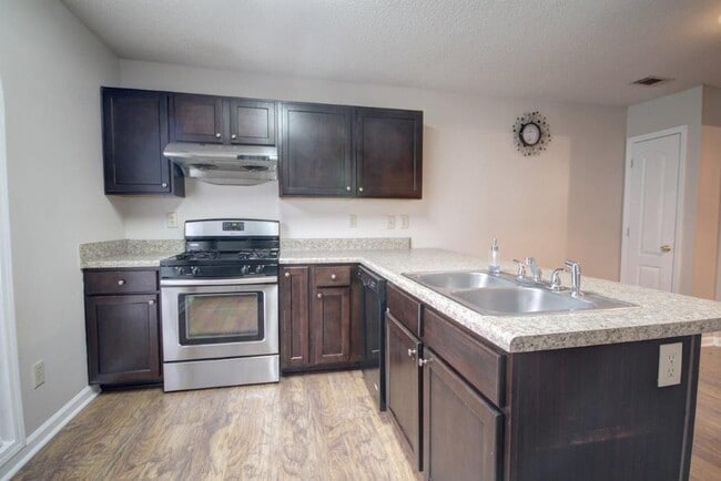 Foto del edificio - 33 Alston Ln SW