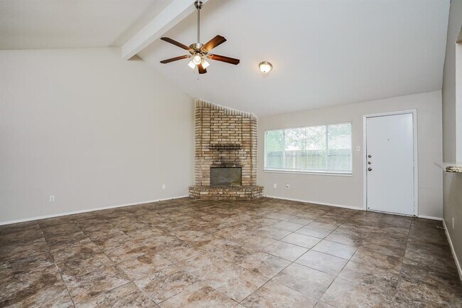 Foto del edificio - 14147 Magnolia Springs Dr