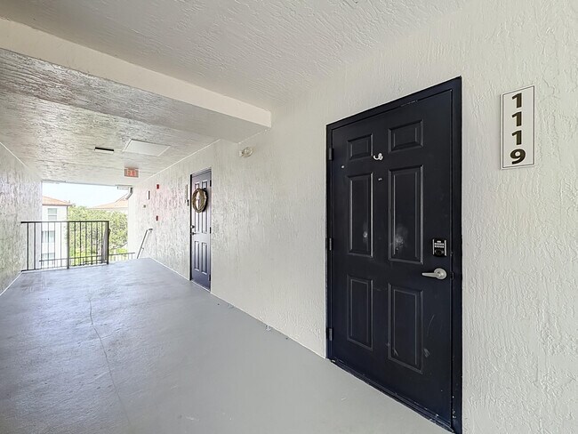 Foto del edificio - 1119 Villa Cir