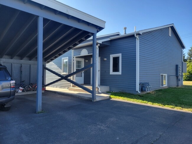 Building Photo - 115 Tyler Way