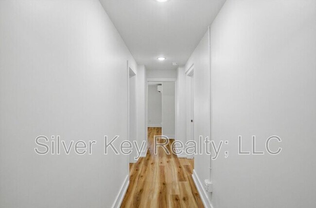 Foto del edificio - 2113 W Madison Ave