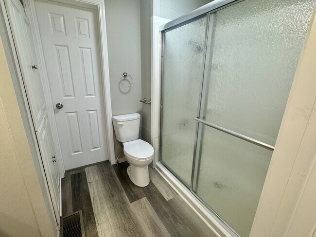 Foto del edificio - 913 N Morrison St