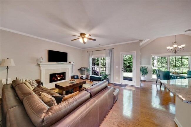 Building Photo - 10545 Windsor Park Dr