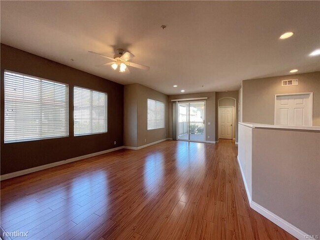 Foto del edificio - 2 br, 2 bath Condo - 903 Somerville
