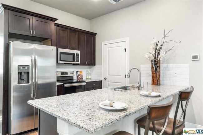 Foto del edificio - 3067 View Ridge Dr