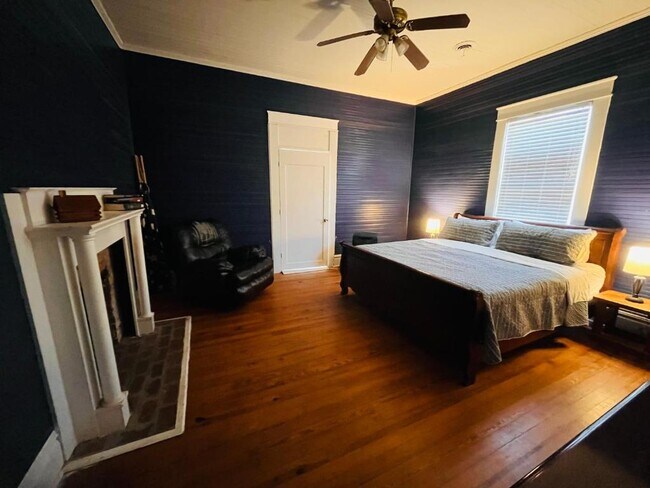 Foto del edificio - 1705 Trail Rd