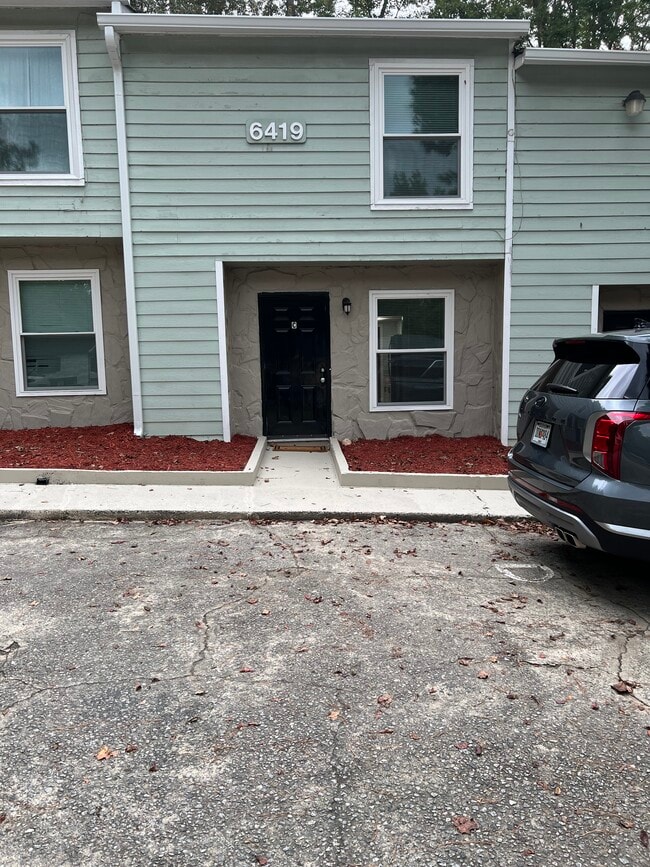 Building Photo - 6419 Baker Ct