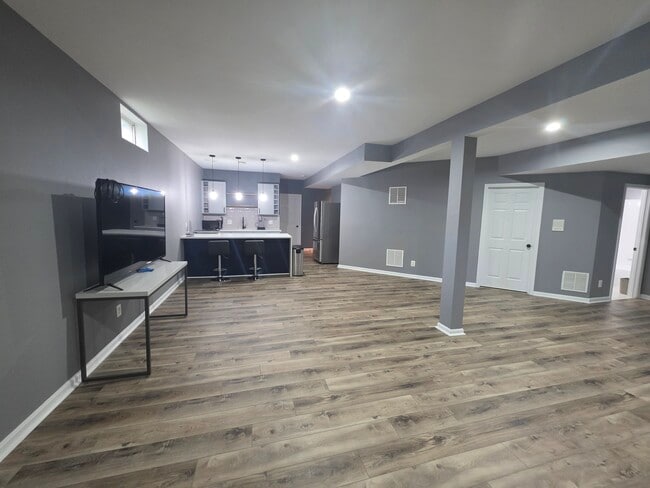 Building Photo - 6021 Smooth Stone Pl