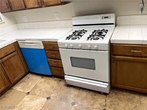 Building Photo - 6645 W Telegraph Rd