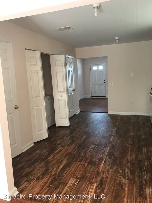 Foto del edificio - 3 br, 2.5 bath House - 515 Summit  Terrace