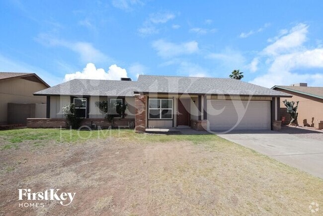 Building Photo - 1419 W Ross Ave