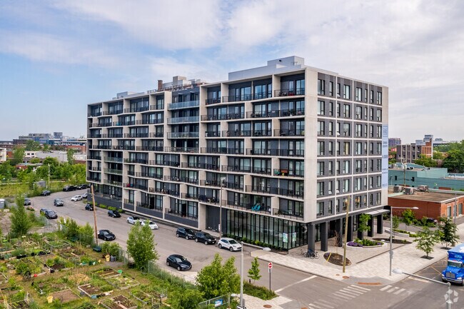 6585 Rue Durocher - Vivre 1