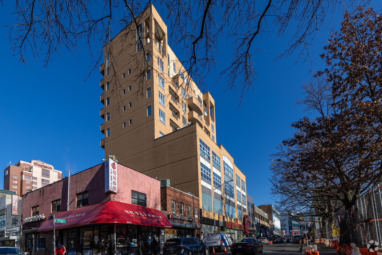 13511 40th Rd - Grace Tower