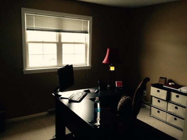 Building Photo - 500 Bantam Ridge Rd