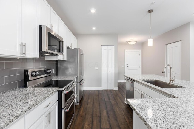 Foto del edificio - 5339 Highpointe Lakes Dr