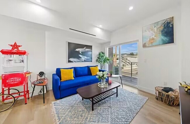 Foto del edificio - 5637 Klump Ave
